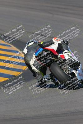 media/Nov-06-2022-SoCal Trackdays (Sun) [[208d2ccc26]]/Turn 10 Backside (1030am)/